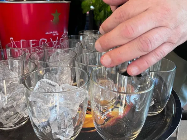 Cocktail smaking