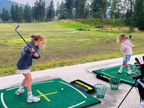 Gratis driving range for barna